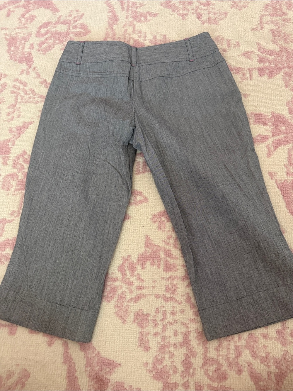 Gray Cropped Capris with Button Hem - Picture 6 of 6